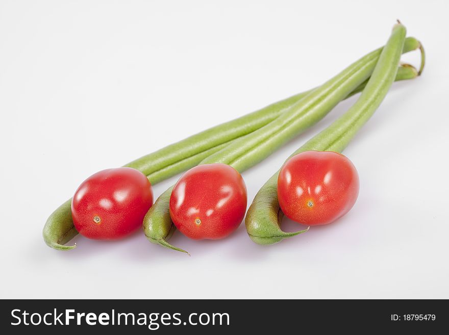 Cherry tomatoes and French beans