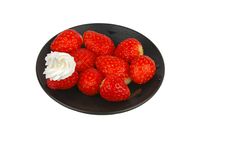 Strawberries On A Plate Royalty Free Stock Images