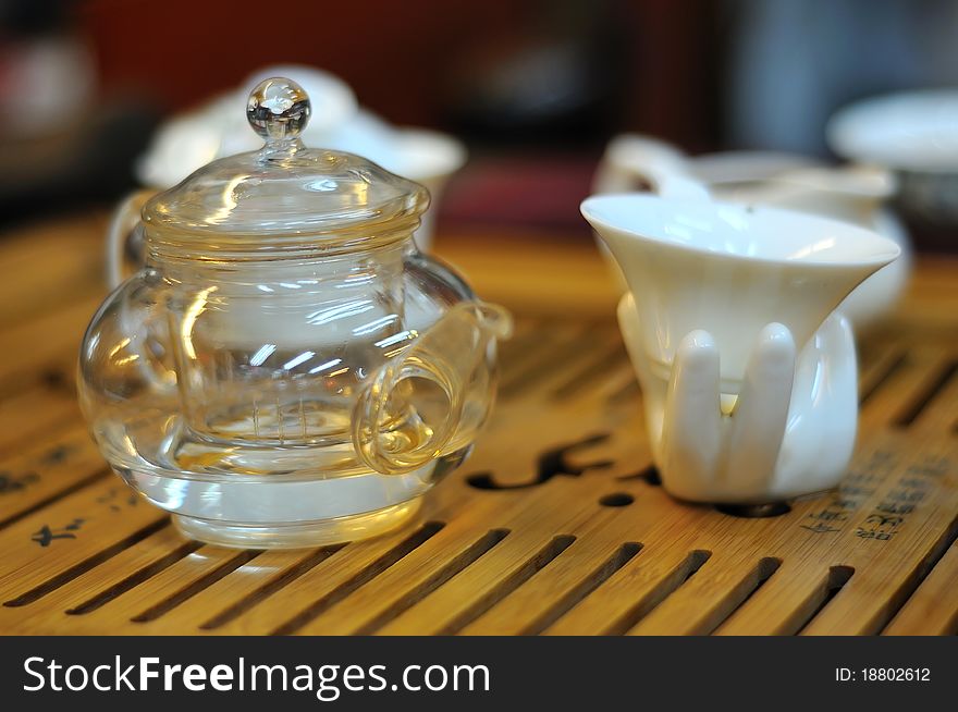 Special design glass tea pot and tea cups.