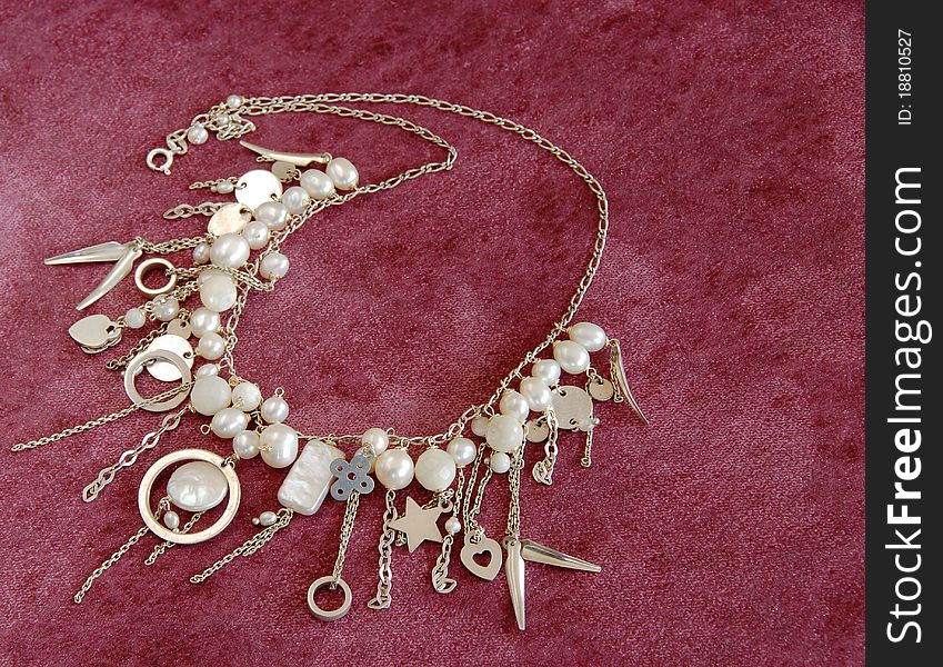 Silver necklace with pearls