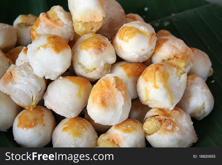 Thai style dessert, made from bean and flour