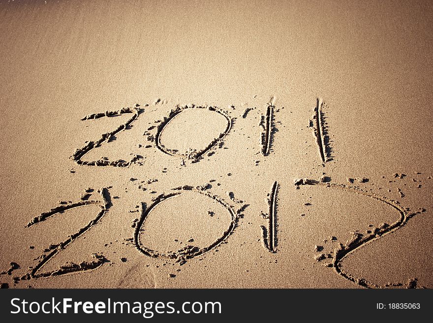 2011 2012 writting on sand