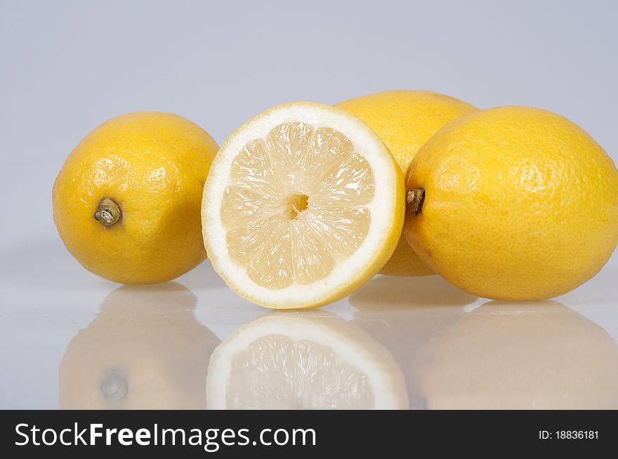 Lemon With Reflect