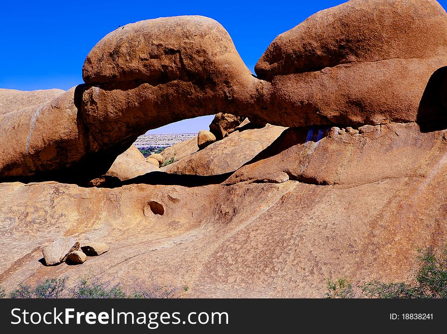 Stone arch near Spitzkoppe,Namibia