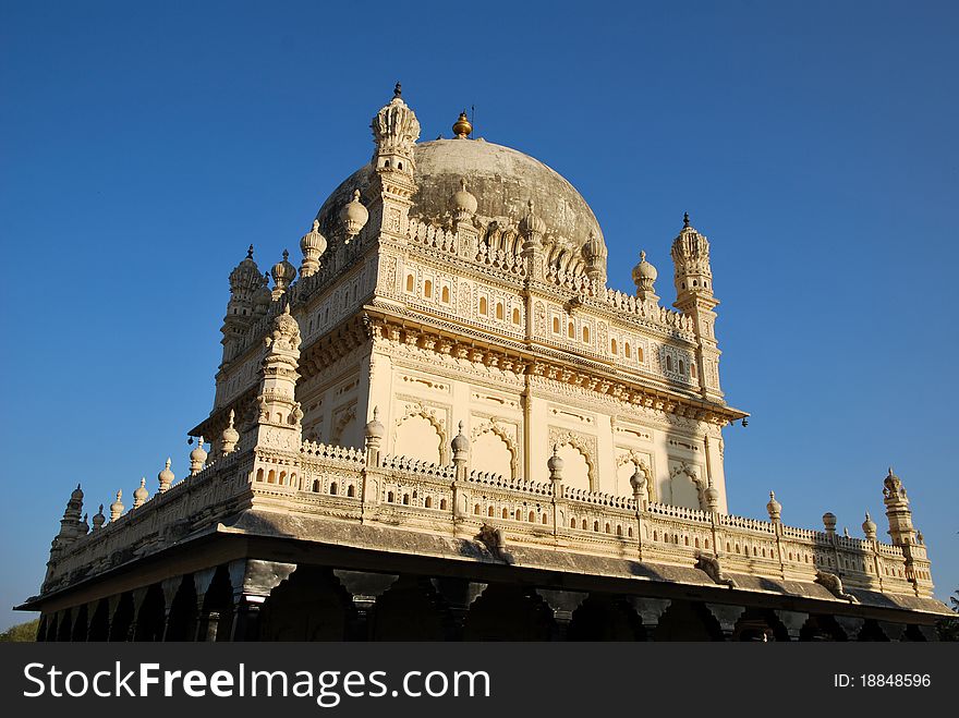 Mausoleum Of Tipu Sultan