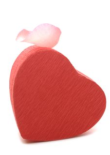 Red Heart-shaped Gift Box With Rose Petal Royalty Free Stock Photography Red Heart-shaped Gift Box With Rose Petal Royalty Free Stock Photography