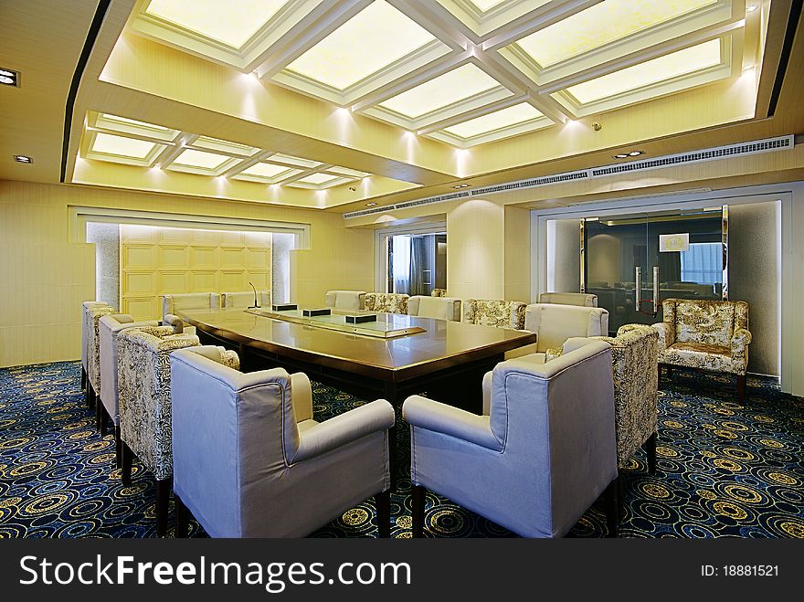 Spacious And Bright Meeting Rooms