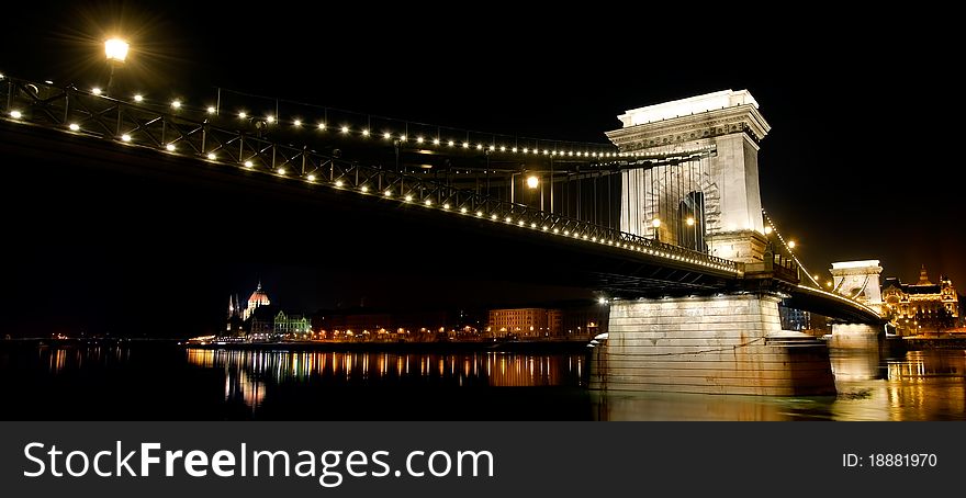 Chain Bridge of Budapest by night, Hungary