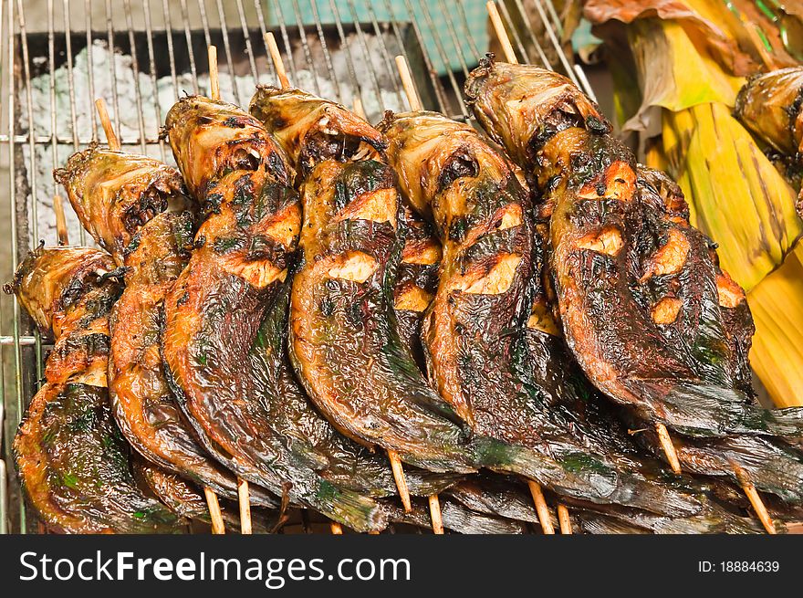 Fresh-water catfish grill : Thai style food