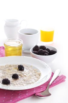 Oatmeal With Honey And Blackberry Royalty Free Stock Image