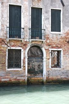 Venetian Doors In A House Royalty Free Stock Photography