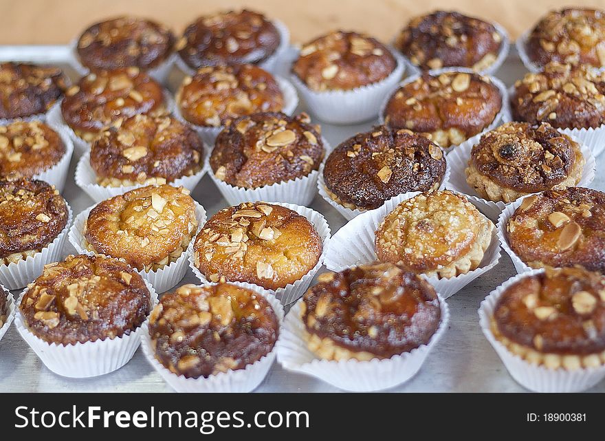 Samples of homemade cupcakes, irregulars, toasted almonds