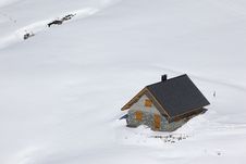 House Isolated In Virgin Snow Royalty Free Stock Images