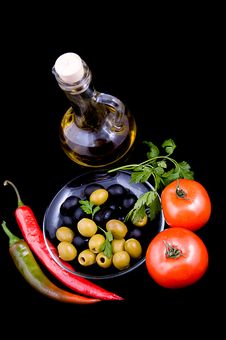 Olive Oil, Tomatoes, Pepper And Greens Royalty Free Stock Images Olive Oil, Tomatoes, Pepper And Greens Royalty Free Stock Images