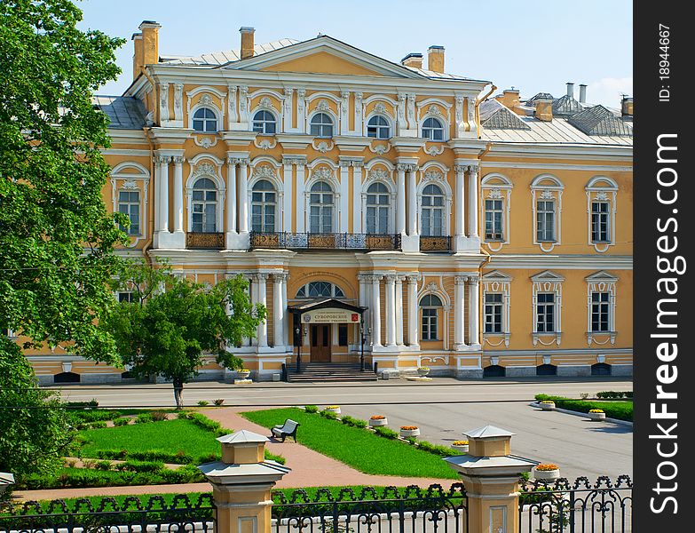 Russian war school named for Suvorov, Saint-Petersburg