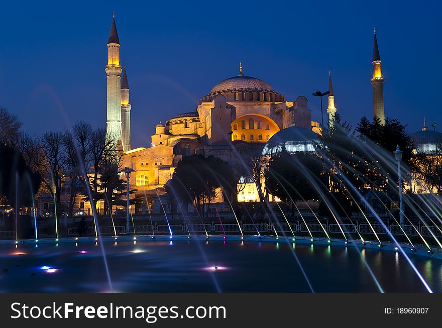 Night view of Hagia Sophia (Aya Sofia) mosque