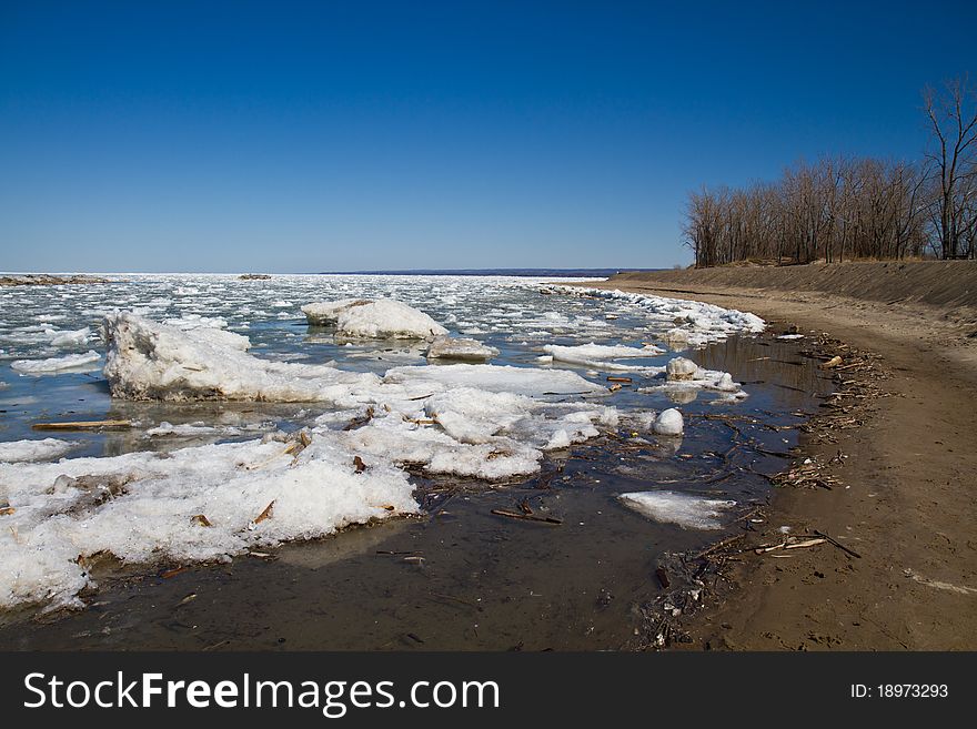 Thawing shore of Lake Erie on a early spring day