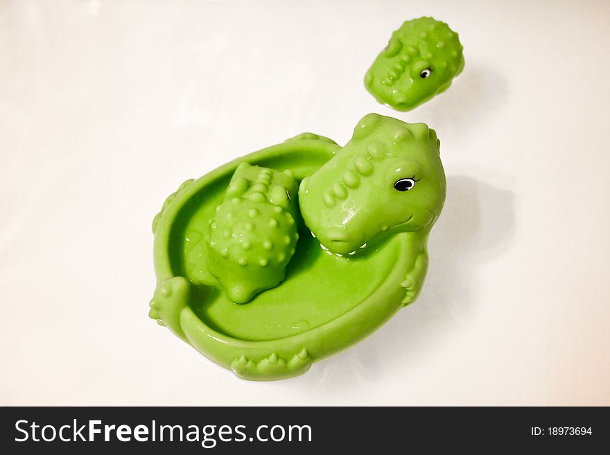 Green floating bath toy set. Green floating bath toy set