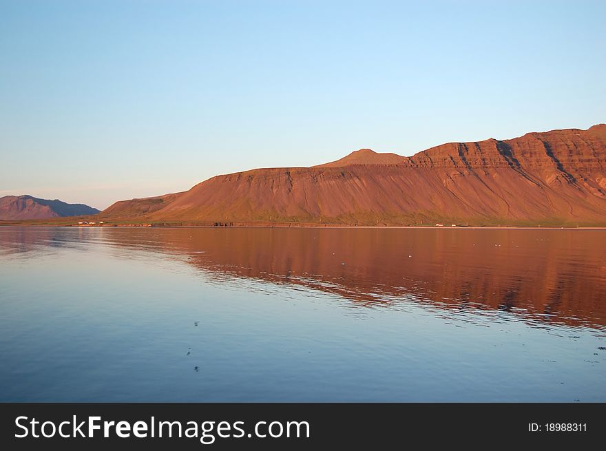 Sunset view at GrundarfjÃ¶rÃ°ur, SnÃ¦fellsnes peninsula, Iceland. Sunset view at GrundarfjÃ¶rÃ°ur, SnÃ¦fellsnes peninsula, Iceland