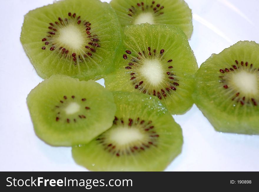 Kiwi slices - fruits