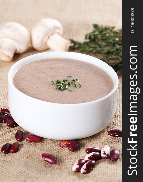 Cream soup with mushrooms and bean