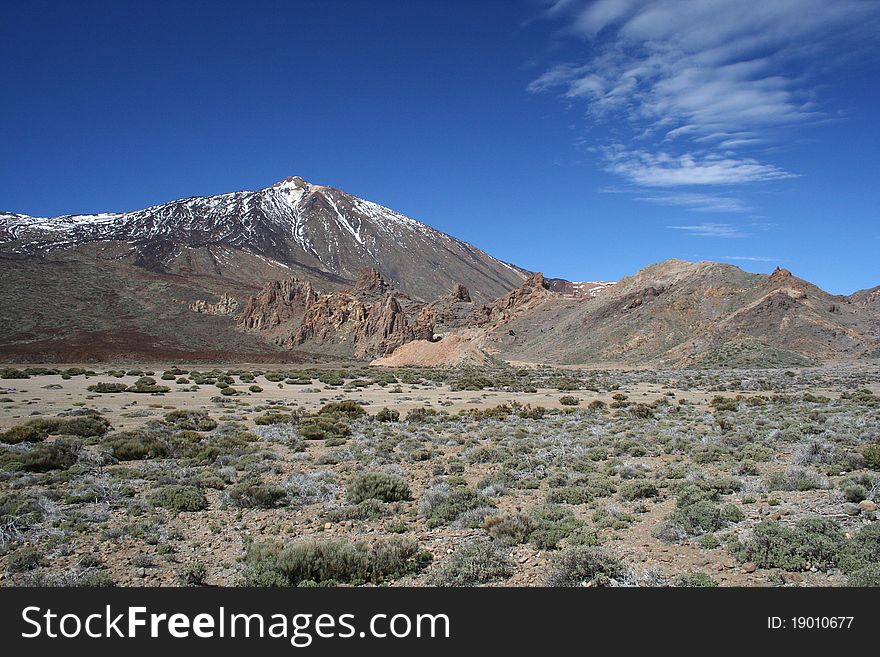 El Teide and the Llano de Uncanca plain and lava fields, Tenerife, Spain