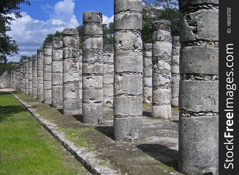 Group of a Thousand Columns