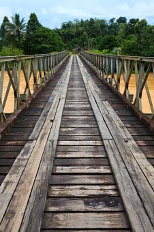 Old Bridge Over A Brown River Royalty Free Stock Photo Old Bridge Over A Brown River Royalty Free Stock Photo