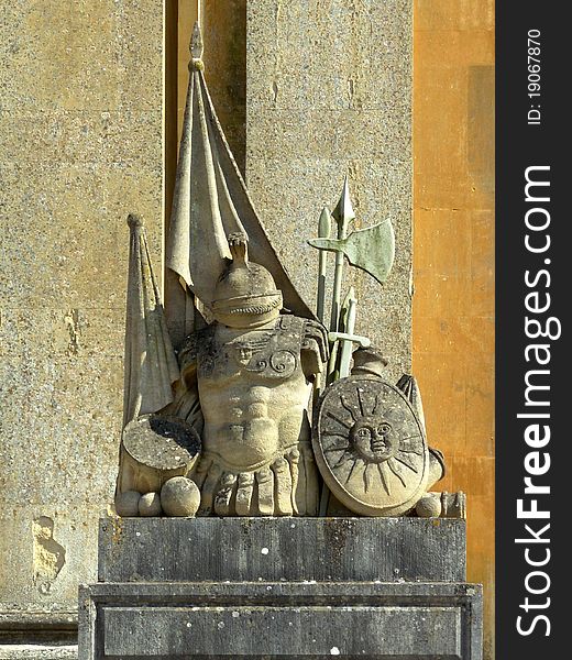 Blenheim Palace. The sculpture at the entrance.