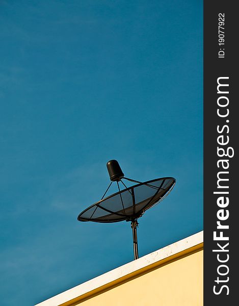 Satellite dish on roof communication