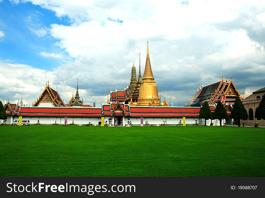 The emerald buddha temple