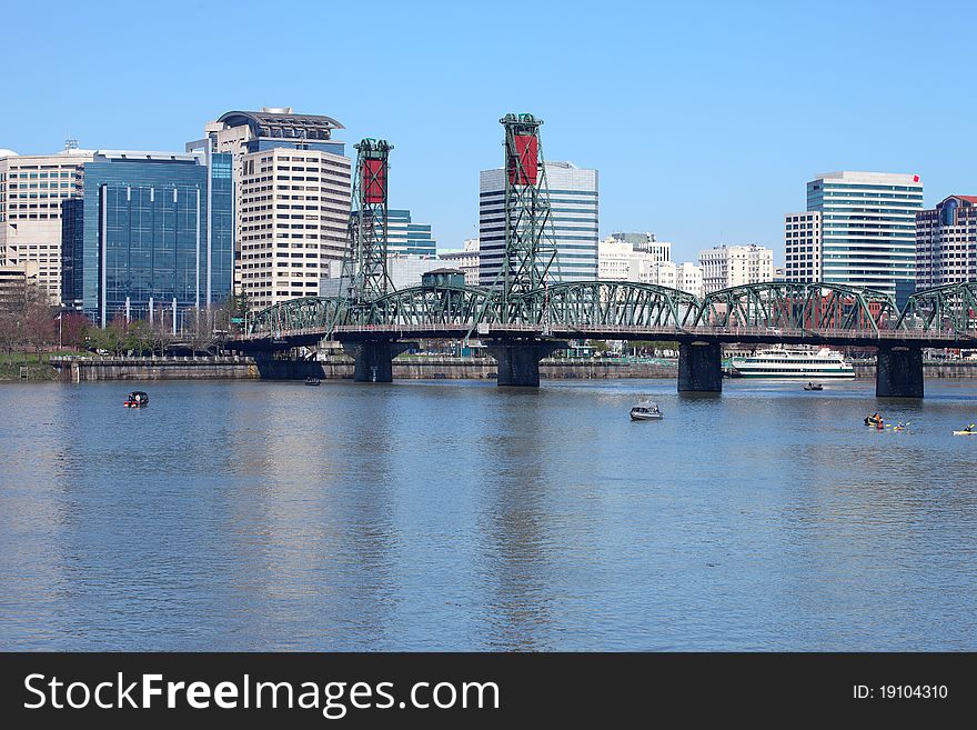 Portland OR., Skyline & Fishermen On The Willamett