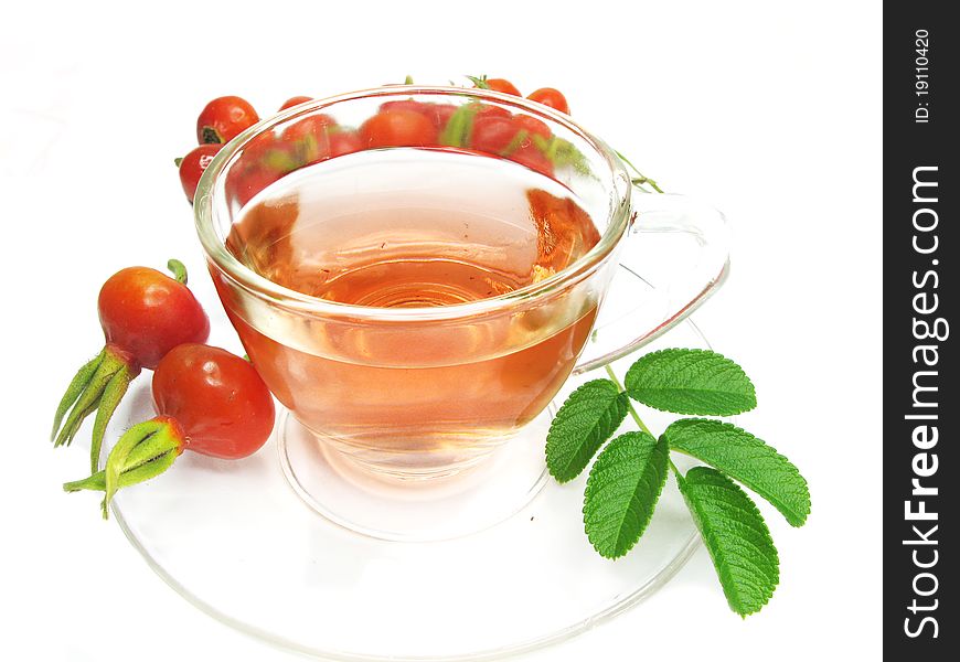 Fruit tea with wild rose hip extract