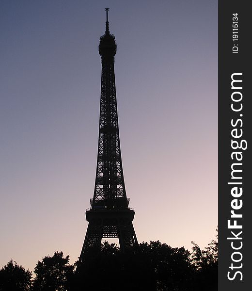 Eiffel Tower at 7:00 AM