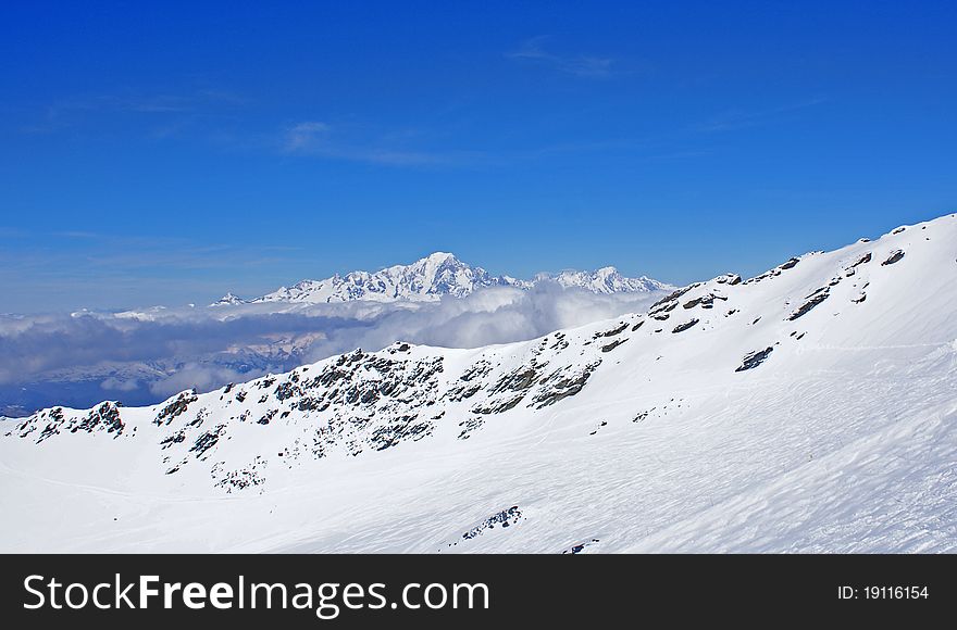 Les Arcs is a ski resort located in Savoie, France, above the Tarentaise town of Bourg-Saint-Maurice. Les Arcs is a ski resort located in Savoie, France, above the Tarentaise town of Bourg-Saint-Maurice.