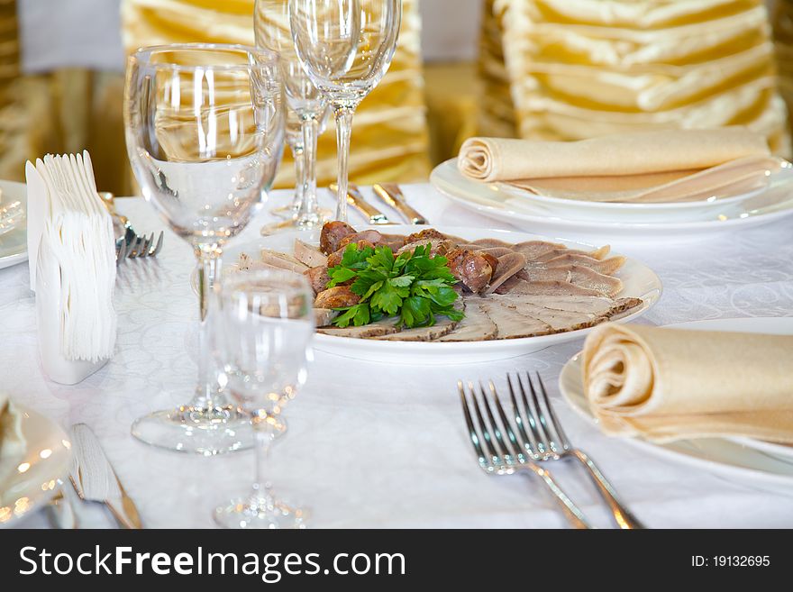 Serving banquet table in a restaurant