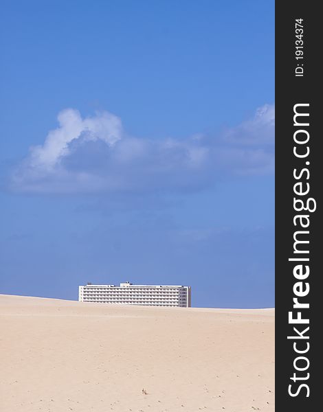 Modern hotel in the midle of the sandy desert. Modern hotel in the midle of the sandy desert.