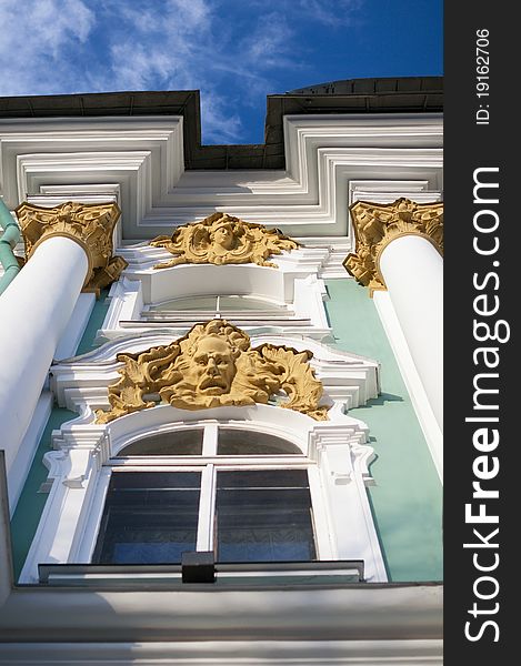 Modelled figures on a Hermitage wall in St.-Petersburg