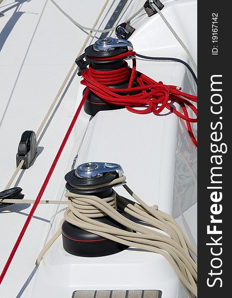 Pulley fittings on the sailboat