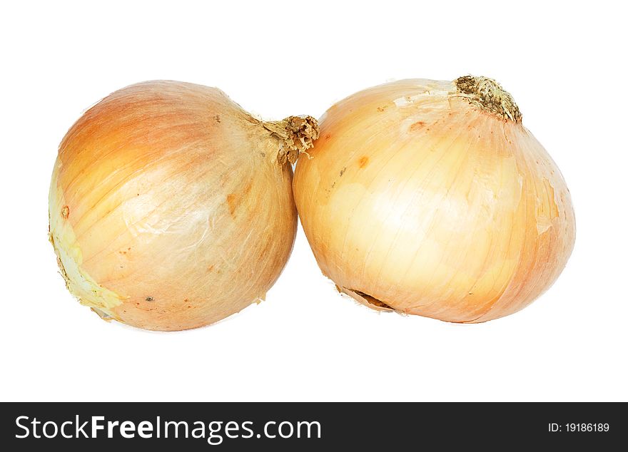 Pair of onions /w clipping path