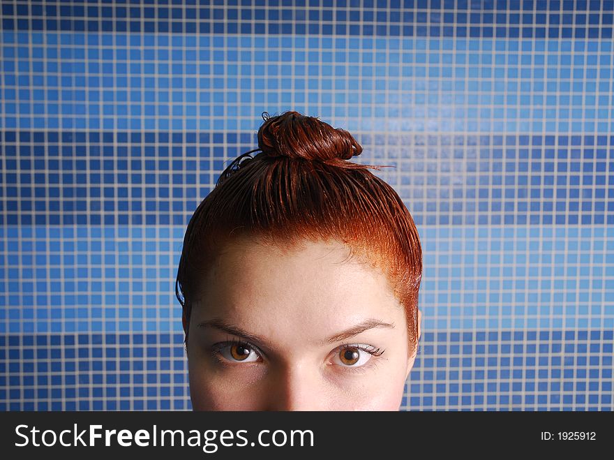 Girl with dyeing hair in the bathroom. Girl with dyeing hair in the bathroom