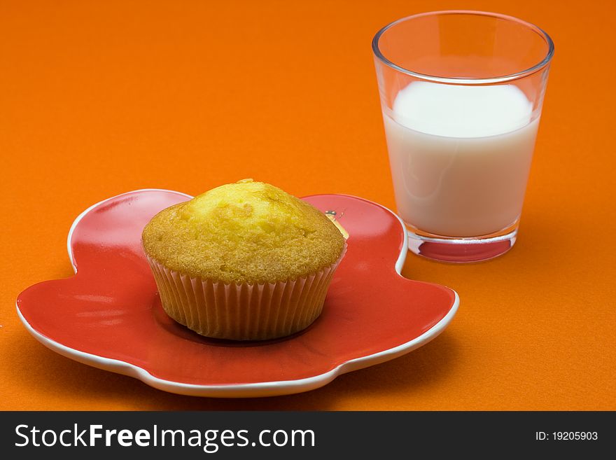 Muffin and milk for breakfast