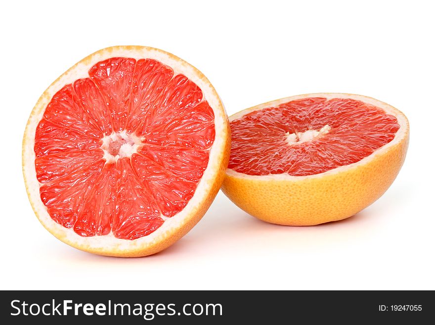 Sliced grapefruit with clipping path