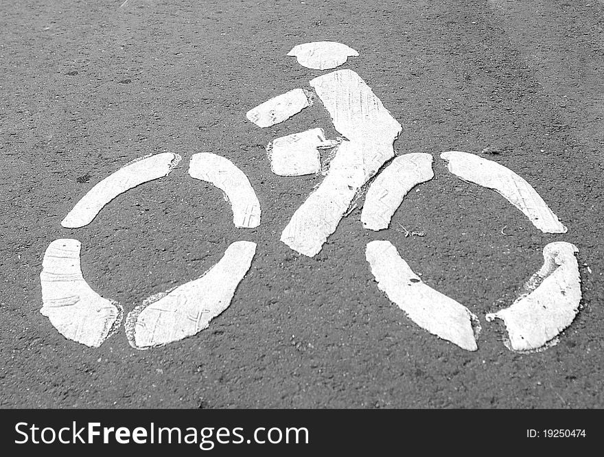 Bicycle icon on the road