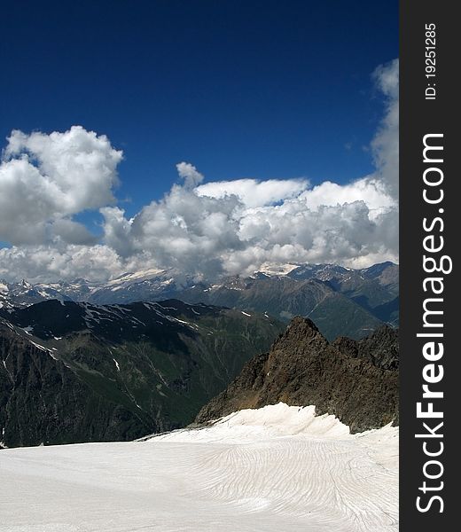 Bezenghi Mountains At Caucasus