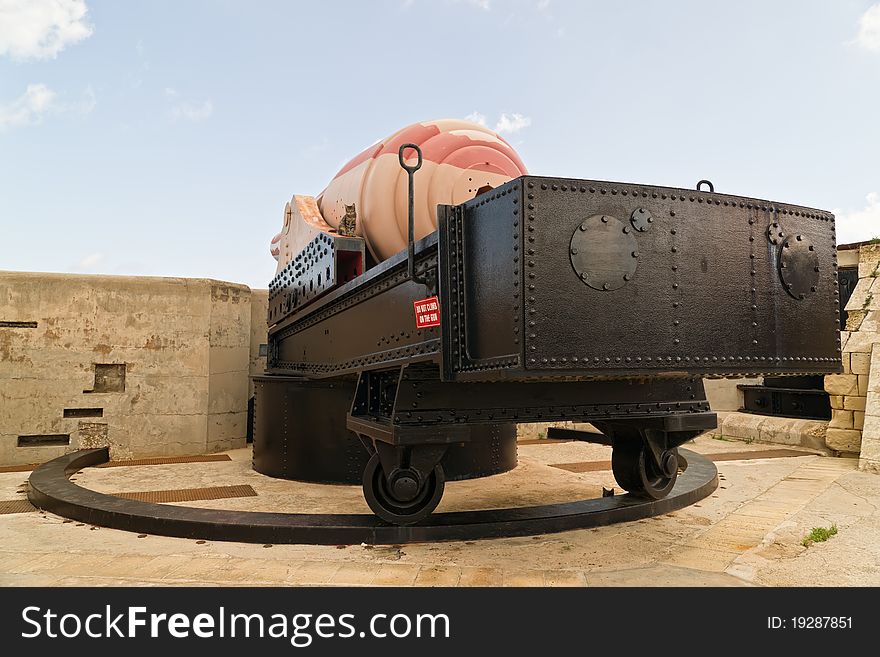 The 100-ton gun, world's largest cannon. Fort Rinella. Malta