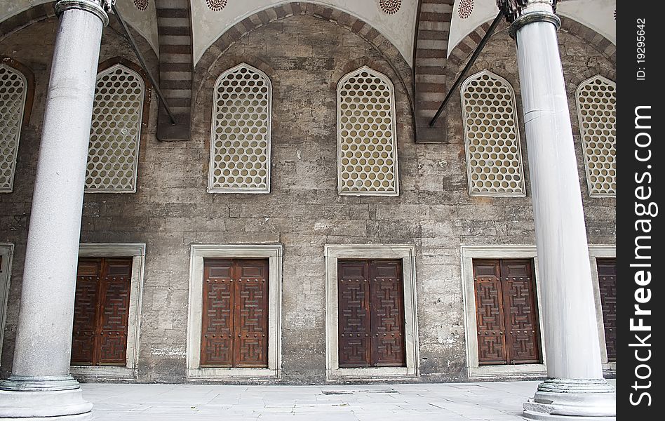 Turkish Old Architecture, Raw