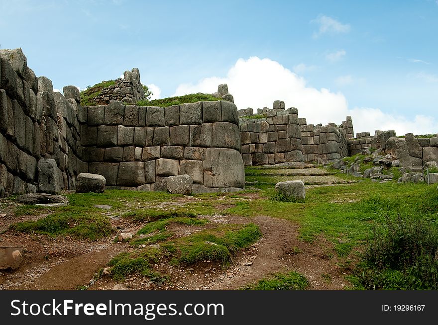 Sacsayhuaman