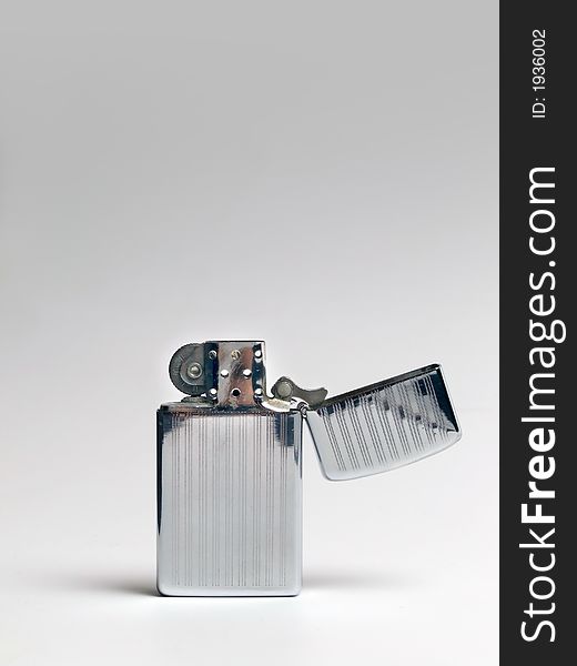 Retro chrome cigarette lighter - unlit