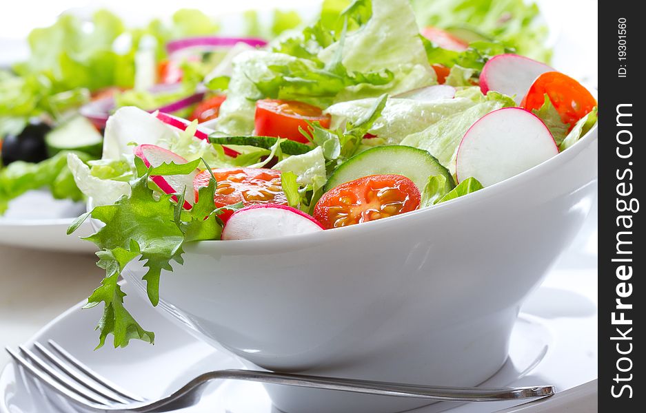 Salad with greens and vegetables